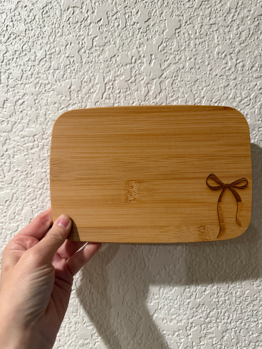 Bow Cutting Board